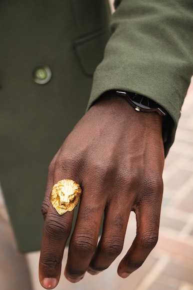 gold-lion-ring