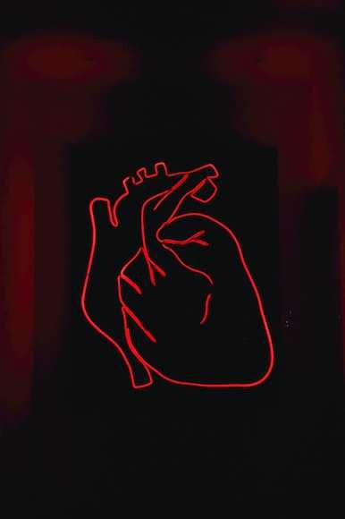 heart-neon-sign